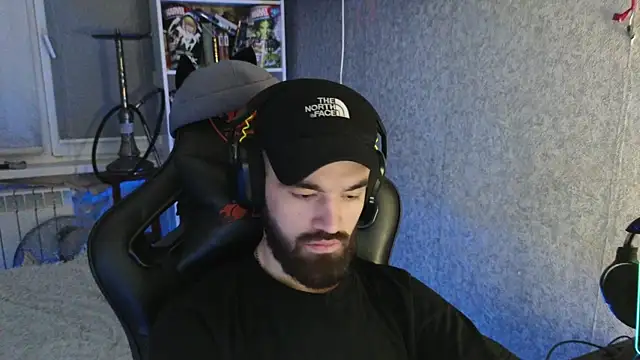 Nik Namee online show from 11.28.25