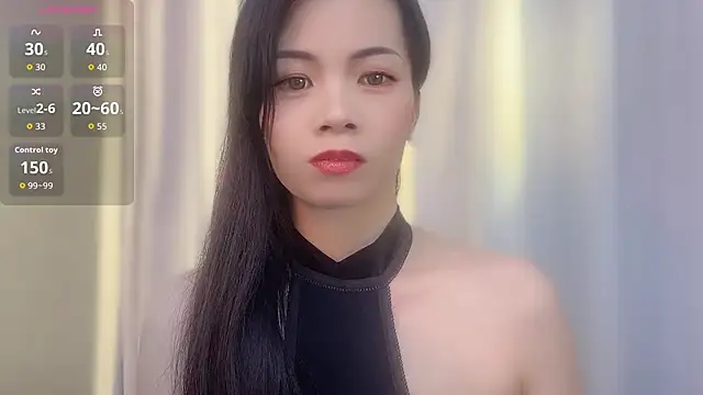 Snapshot of Lynnalltop-165-KeKe chatting on 11.25.25 Lynnalltop-165-KeKe online show from 11.25.25