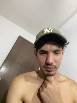 fabrizzio Monti online show from 04.05.26