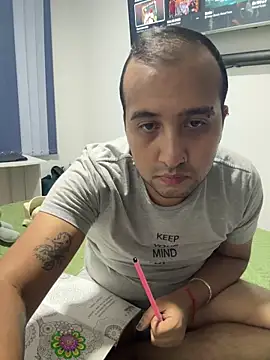 Snapshot of naugthydominic chatting on 03.27.26 naugthydominic online show from 03.27.26