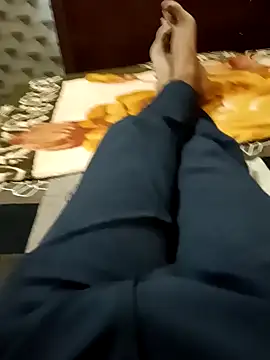 Snapshot of siddBus chatting on 10.31.25 siddBus online show from 10.31.25