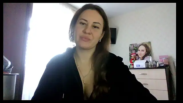 MeadowEyes online show from 12.22.25