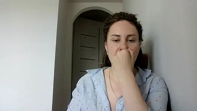MeadowEyes online show from 05.18.26
