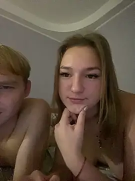 Snapshot of Dabi_002 chatting on 10.10.25 Dabi 002 online show from 10.10.25