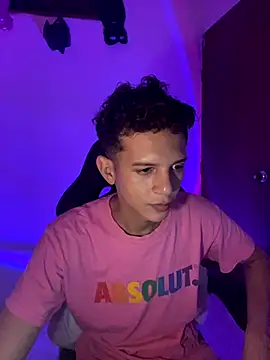 tylernova online show from 10.19.25