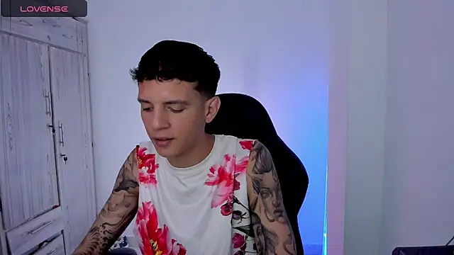 tylernova online show from 05.10.26