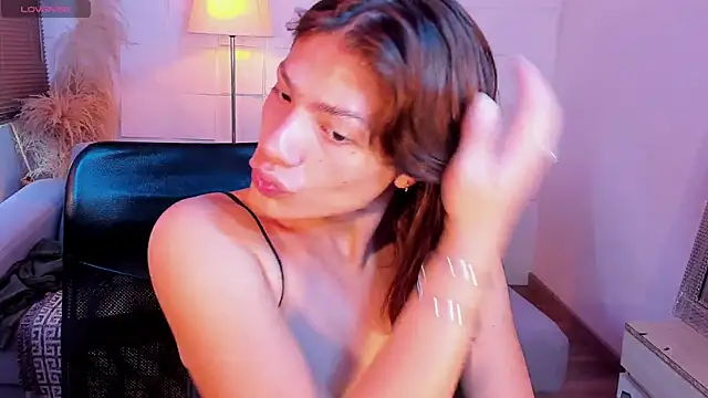 KassMonroe online show from 11.17.25