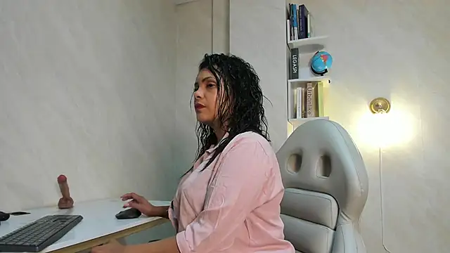 Barbbara sweett online show from 11.04.25