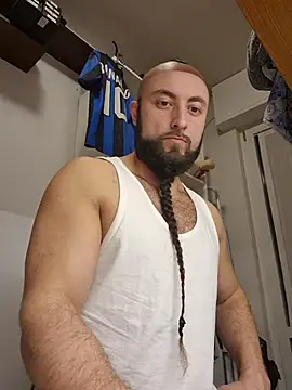 Snapshot of BeppeRagnar chatting on 11.23.25 BeppeRagnar online show from 11.23.25