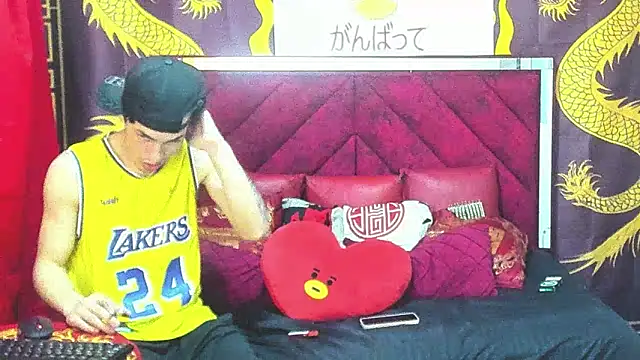 Pride couple online show from 02.21.26