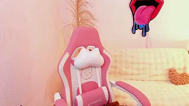 EmmaMyers1 online show from 10.19.25