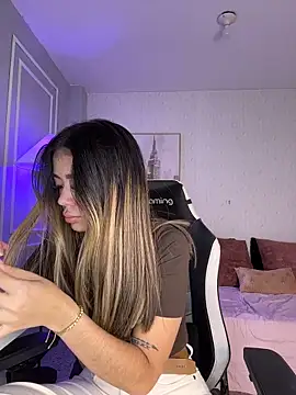 HoneyMollyX online show from 03.24.26