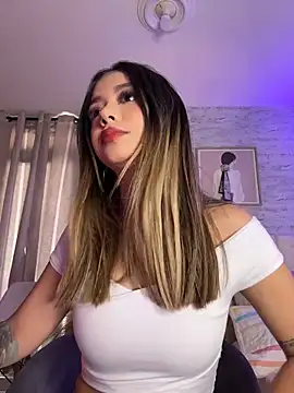 HoneyMollyX online show from 05.13.26