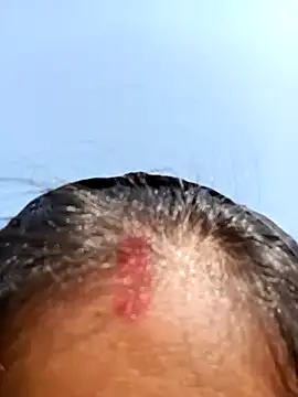 Snapshot of Hot_hat chatting on 10.17.25 Hot hat online show from 10.17.25