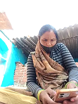 Snapshot of Hot_hat chatting on 12.05.25 Hot hat online show from 12.05.25