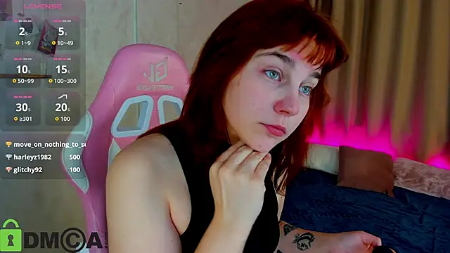 Snapshot of Rene_Shine chatting on 11.22.25 Rene Shine online show from 11.22.25