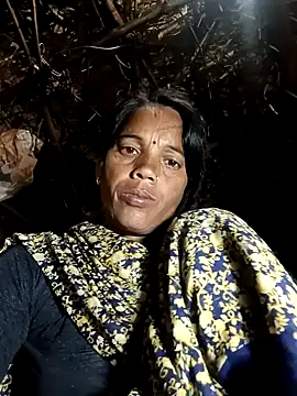 Snapshot of Cutsedi3 chatting on 10.13.25 Cutsedi3 online show from 10.13.25