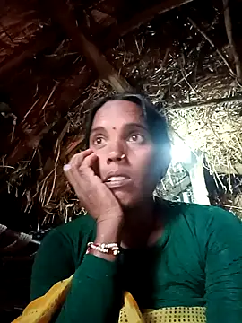 Snapshot of Cutsedi3 chatting on 10.22.25 Cutsedi3 online show from 10.22.25