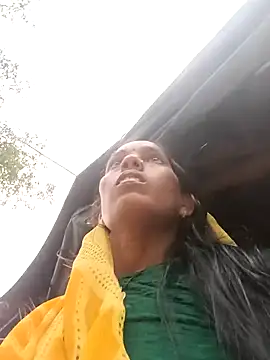 Snapshot of Cutsedi3 chatting on 10.24.25 Cutsedi3 online show from 10.24.25