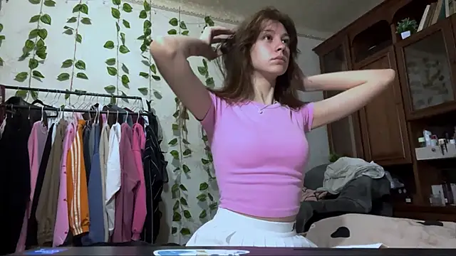 WildPeachh online show from 11.27.25