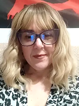 Amelialove42 online show from 04.18.26