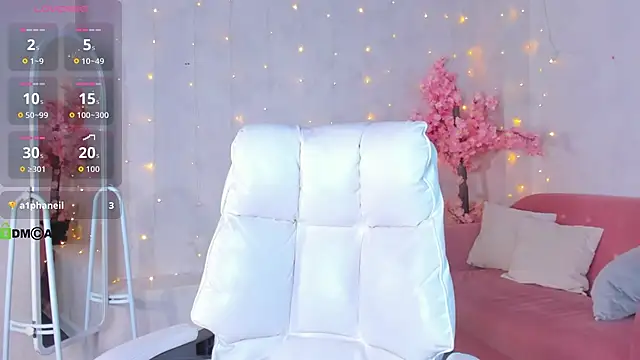 Renesmy Black online show from 02.10.26