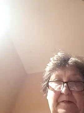 Katherine735 online show from 11.15.25