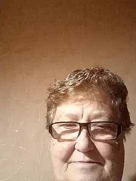 Katherine735 online show from 12.18.25