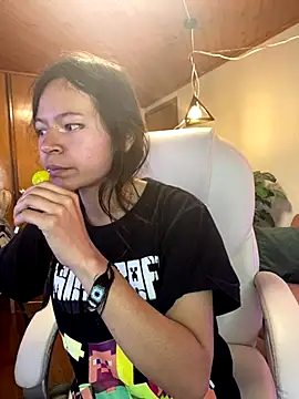 Ninfa pink online show from 01.05.26