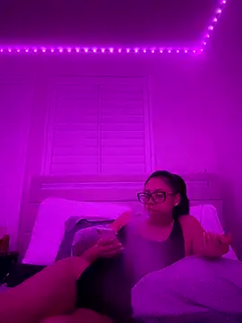 ThatBratCartier online show from 11.25.25