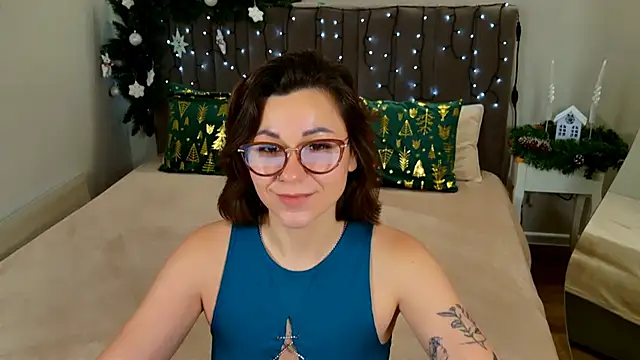 EdenSolis online show from 12.21.25