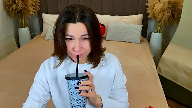 EdenSolis online show from 03.08.26