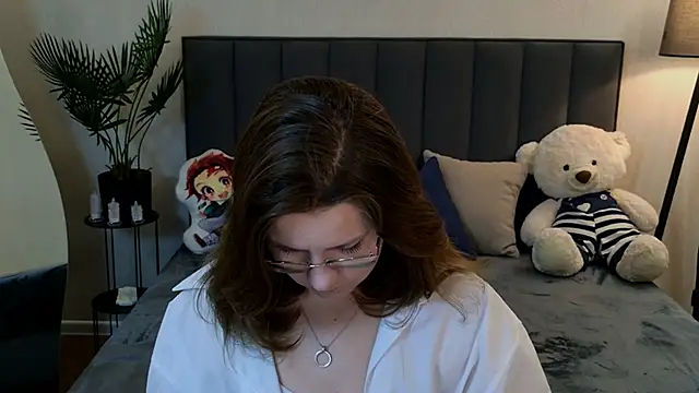 Snapshot of Briarx chatting on 11.25.25 Briarx online show from 11.25.25