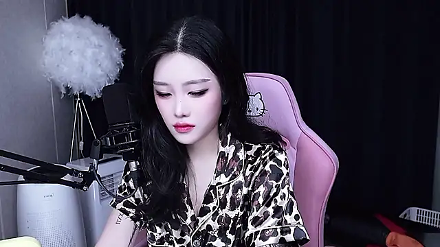 MISA 02 online show from 10.19.25