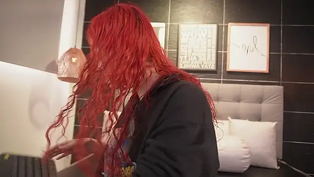 Thalia Karlson online show from 02.02.26