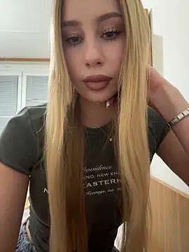 JudithCarly online show from 04.01.26