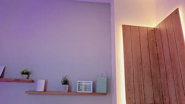 shainadavis online show from 02.08.26