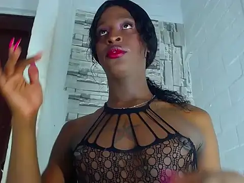 Snapshot of Lufe_Black chatting on 11.13.25 Lufe Black online show from 11.13.25