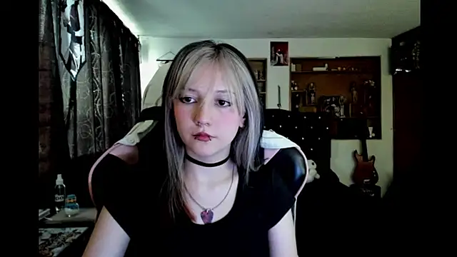 Maki Zein  online show from 01.07.26