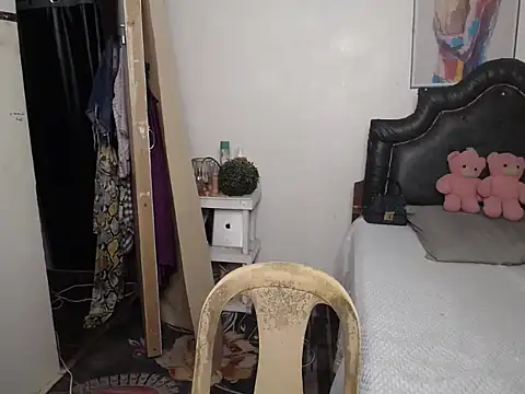 Snapshot of Ellorrey chatting on 03.02.26 Ellorrey online show from 03.02.26