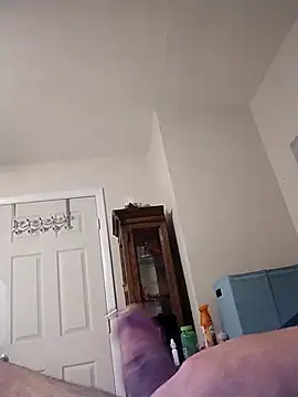 Snapshot of shyguy8569 chatting on 11.21.25 shyguy8569 online show from 11.21.25