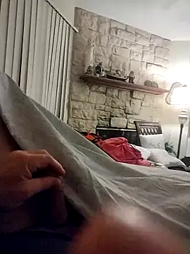 Snapshot of shyguy8569 chatting on 11.28.25 shyguy8569 online show from 11.28.25