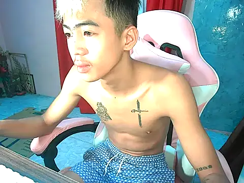 Snapshot of boy_raphael chatting on 02.26.26 boy raphael online show from 02.26.26