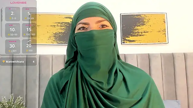  naylaa  online show from 11.08.25