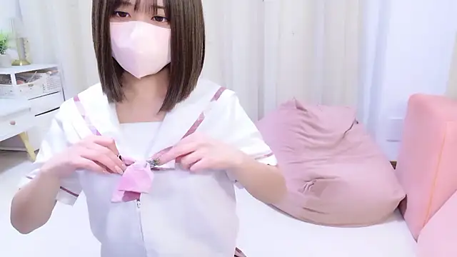 Snapshot of 39_miku chatting on 11.19.25 39 miku online show from 11.19.25