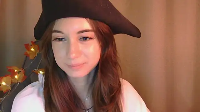 VeraLush online show from 10.31.25