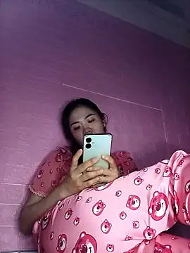 Snapshot of Cherry_pusy99 chatting on 10.30.25 Cherry pusy99 online show from 10.30.25