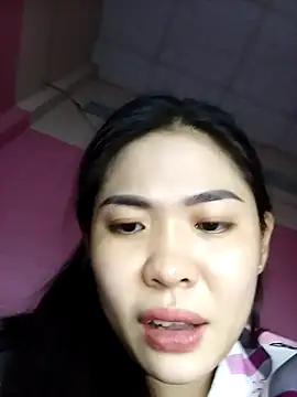 Snapshot of Cherry_pusy99 chatting on 11.04.25 Cherry pusy99 online show from 11.04.25