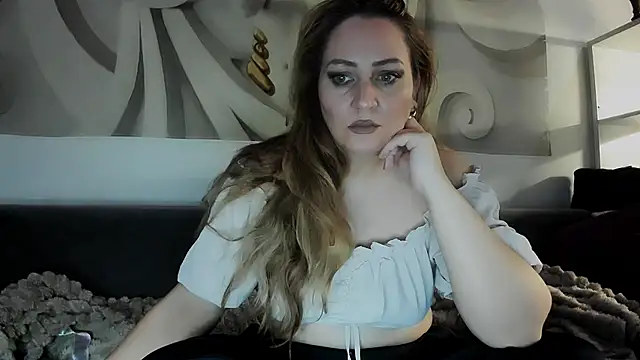 Snapshot of 88__callmemadam__88 chatting on 11.15.25 88 callmemadam 88 online show from 11.15.25