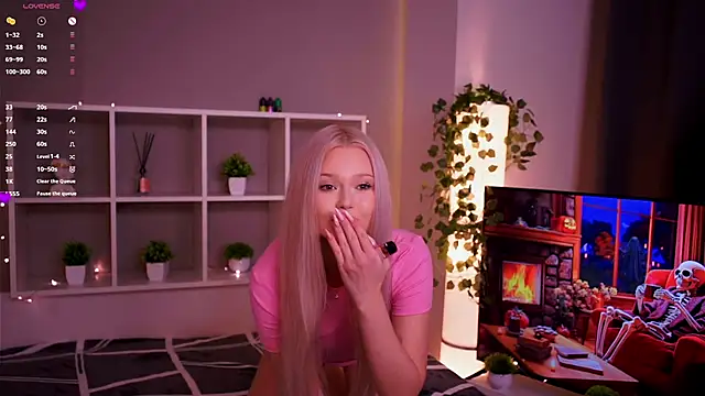 KaryTasch online show from 11.15.25